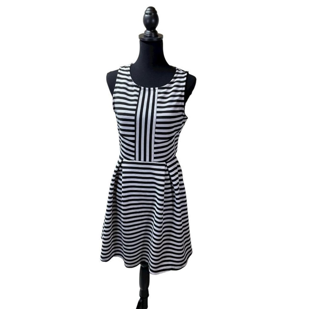 ATTENTION Brand Black and White Stripe A-Line Party Dress Size Medium